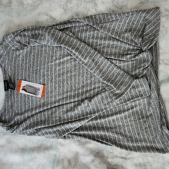 Max and Mia cozy Heather gray twist front tunic size xxL - Picture 3 of 5